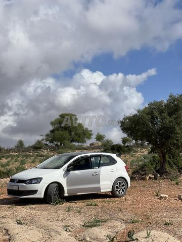 فولكس فاجن بولو بطاقة رمادية - 2