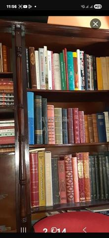 Librairie et des miles delivres . - 2