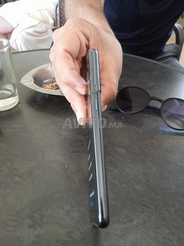 فيه شوية خيال مبينش - 2
