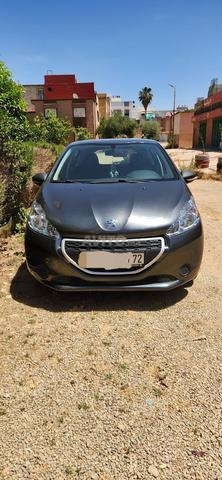 Peugeot 208 Diesel Manuelle 2013 à Khemisset
