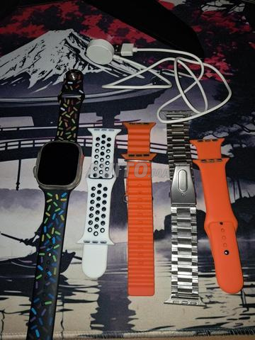 Montre bonne qualité avec caméra Facebook WhatsApp