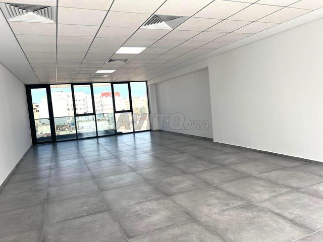 Bureau équipé de 74m2 au quartier les hôpitaux