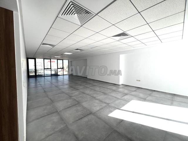 Bureau équipé de 74m2 au quartier les hôpitaux