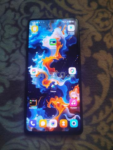 Xiaomi 11T cassé au dos
