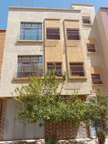 Maison à vendre titrée (محفظ) 2 étages Meknès