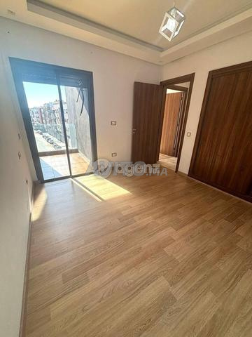 CMN-AI-1060 - Appartement à vendre à Beausite - 2