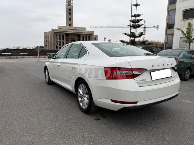 Skoda Superb Diesel Automatique 2021 à Casablanca - 2
