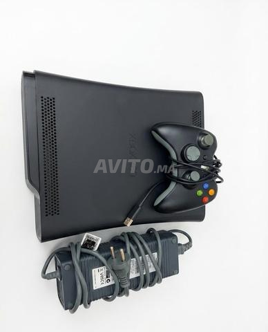 Xbox 360 à vendre avec tout son équipement de fonctionnement
