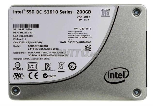 SSD Intel 200Go 2.5 SATA Neuf Garantie