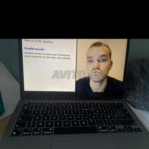 MacBook venu de France très bon état