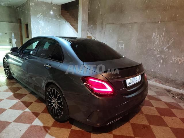 Mercedes Benz