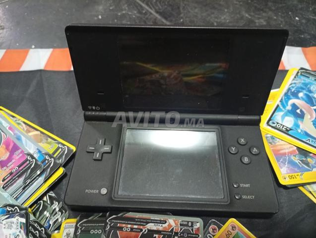 Carte Nintendo et console portable Nintendo DSi - 2