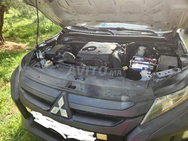 Mitsubishi en excellent état