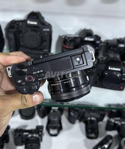 Sony ZV-e10 avec objectif, 2 batteries, sac - 2