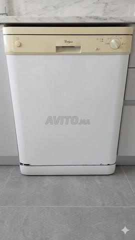 Lave-vaisselle Whirlpool fonctionne bien 0 problème