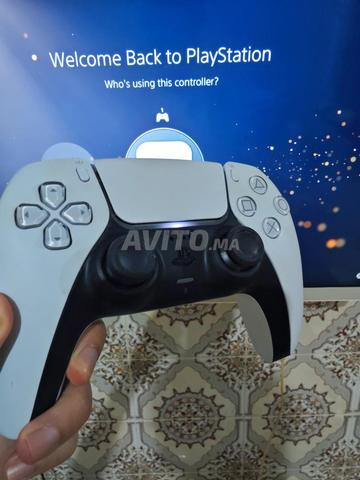 PS5 Slim + 3 jeux, état comme neuf - 2