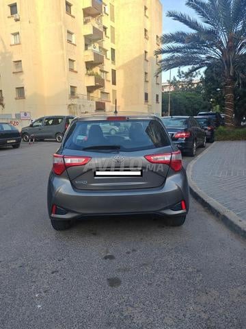 Toyota Yaris Essence Manuelle 2017 à Casablanca - 2
