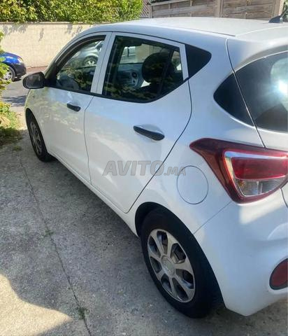 Hyundai i10 Essence Manuelle 2017 à Essaouira - 2