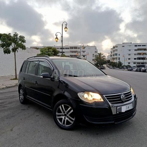 VOLKSWAGEN TOURAN AUTOMATIQUE