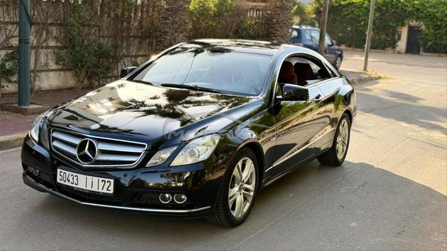 Mercedes-Benz E250 coupé