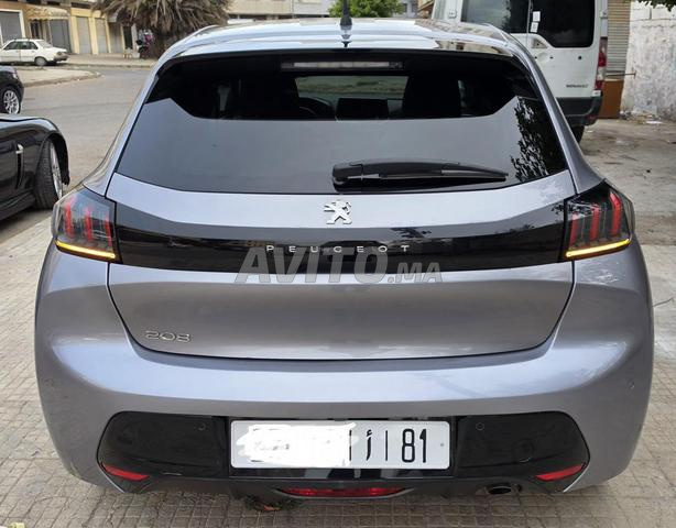 Peugeot 208 Allure toutes options diesel