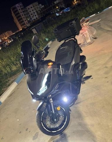 Honda ADV350 Tanger Modèle 2023 Douane 2025/07