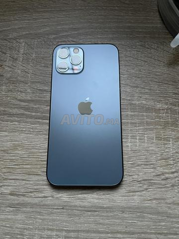 iPhone 12 Pro Bleu