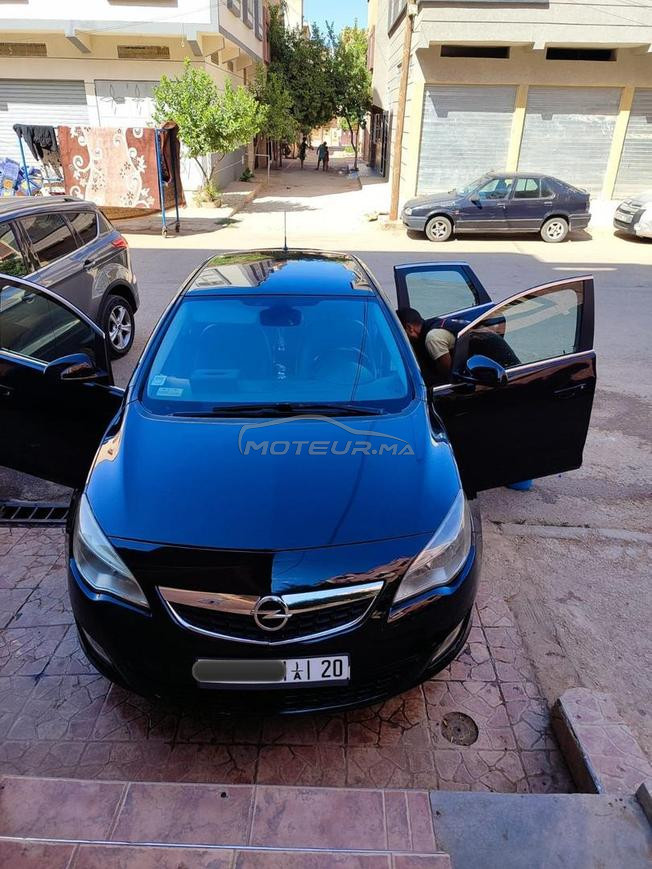 Opel Astra 2011 diesel full options