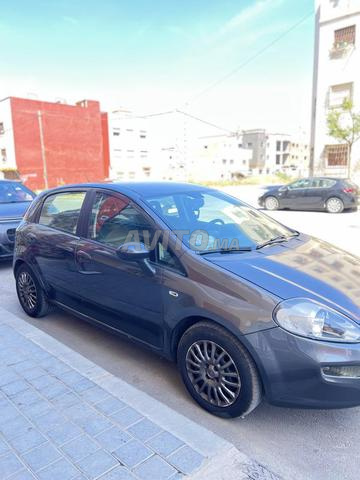 Fiat Punto Diesel Manuelle 2014 à Rabat - 2