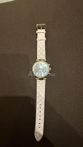 Montre femme élégante