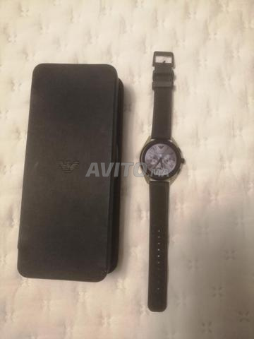 Montre connectée Emporio Armani - 2