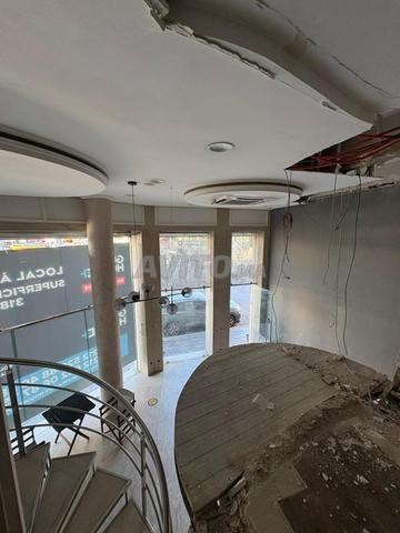 Magnifique local commercial quartier bourgogne - 2