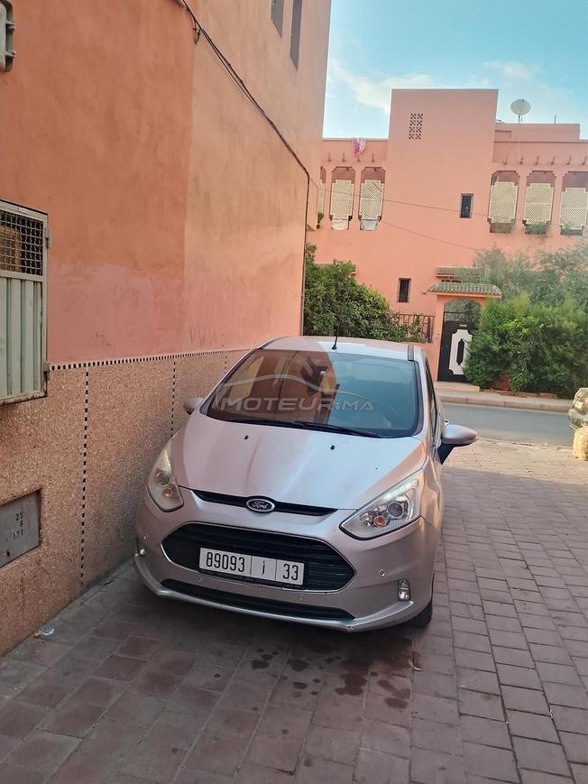 ford Bmax essence tomobil www titanium 6chov 