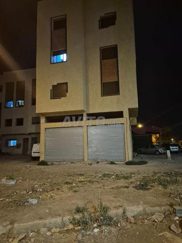 Local commercial à Mdiouna à vendre, 90m², trois façades