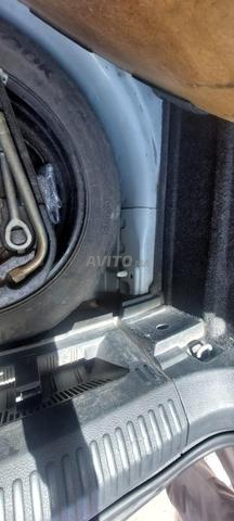 Volkswagen Polo Essence Manuelle 2016 à Fès - 2