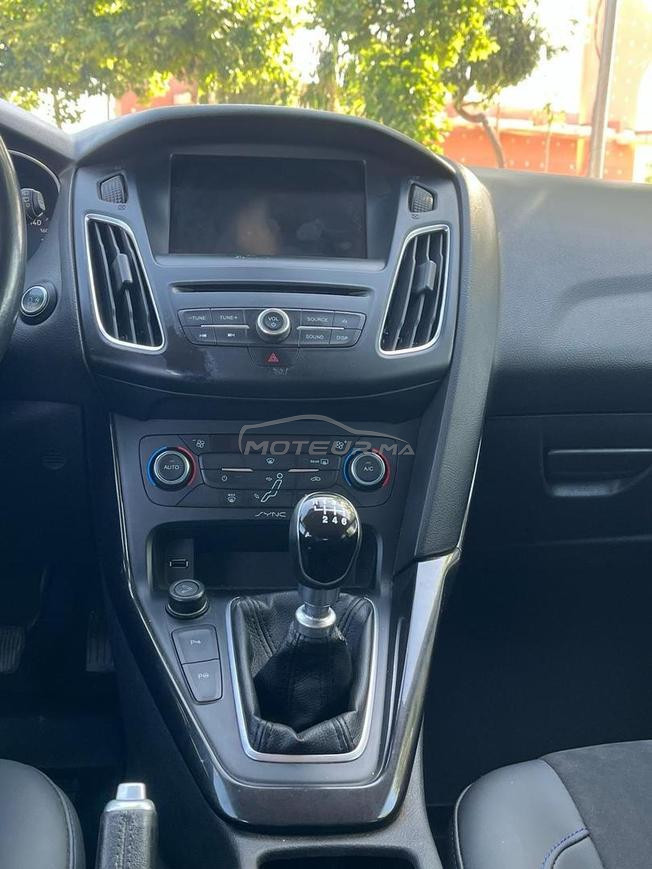 ford focus titanium 