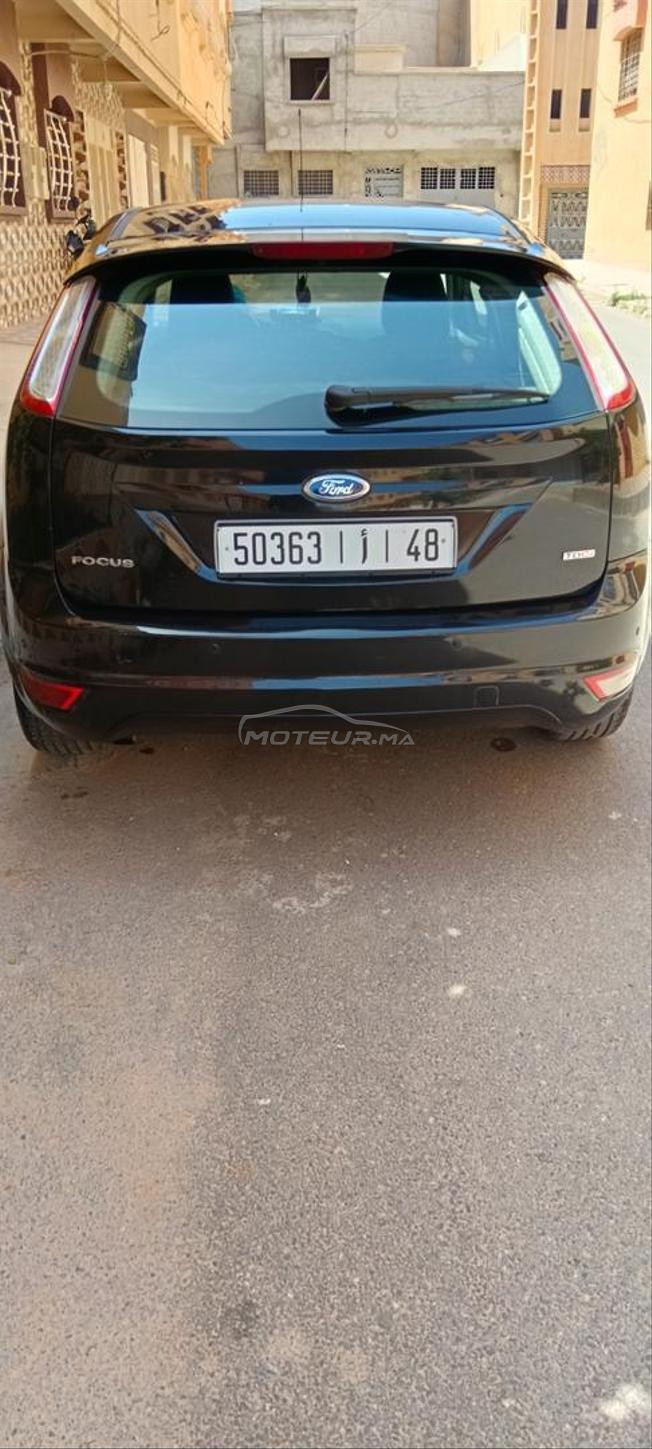 Ford focus ghia 2011 