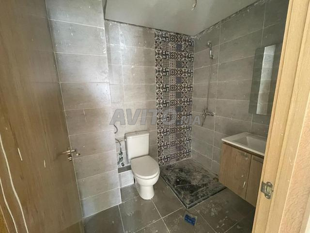 Offre d'appartement à vendre sur la route principale, gare routière Tanger