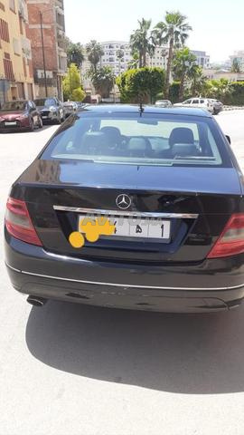 مرسيدس-بنز 220 ديزل يدوية 2007 في مكناس