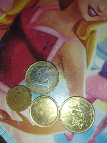 100 Dh Rial, 2 x 50 Dh, 1 x 20 Dh Euro - 2