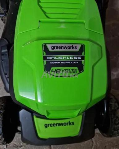 Tondeuse à gazon Greenworks 48V Brushless - 2