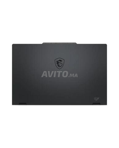 MSI Cyborg 17 i7 RTX 5070 144Hz - 2