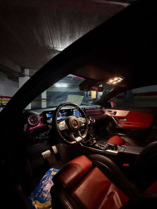 Mercedes-Benz  A35 amg