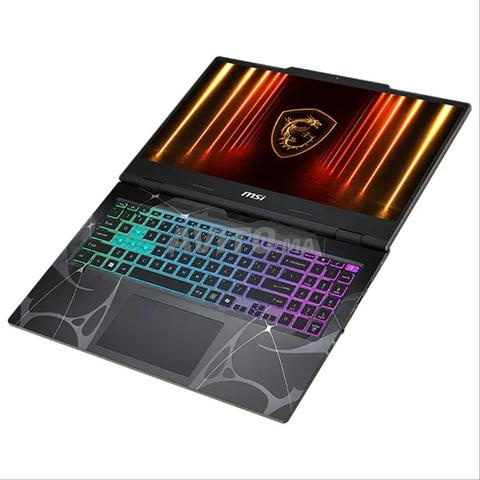 MSI Cyborg 15 i7 13620H RTX 5060 16Go 512Go - 2