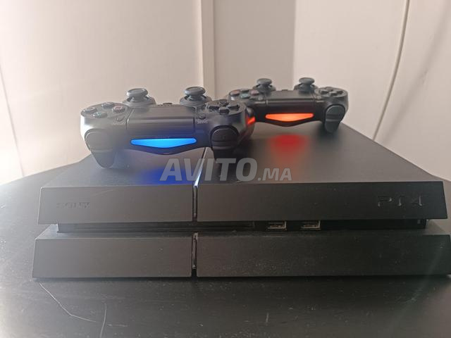 PlayStation 4 1 To 2 Manettes
