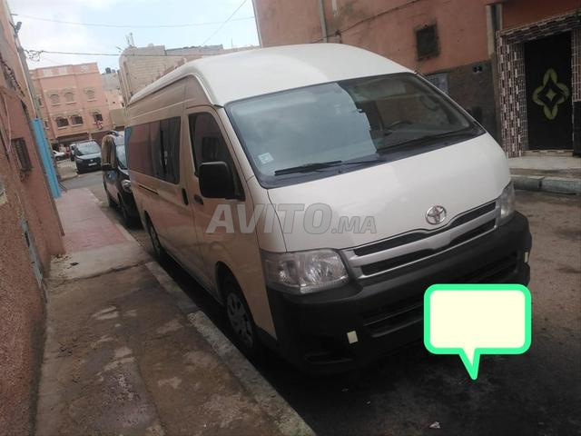 Toyota Hiace Diesel Manuelle 2012 à Laayoune - 2