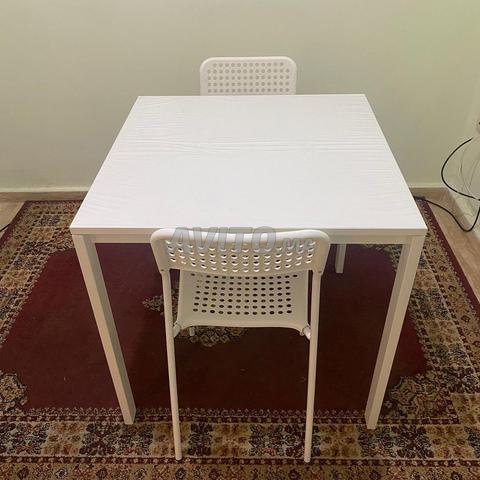 طاولة ايكيا مربعة MELLTORP وكرسيان (75x75 سم) - 2