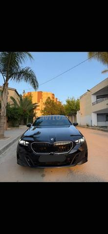 BMW الفئة الخامسة 520d X drive موديل 2025