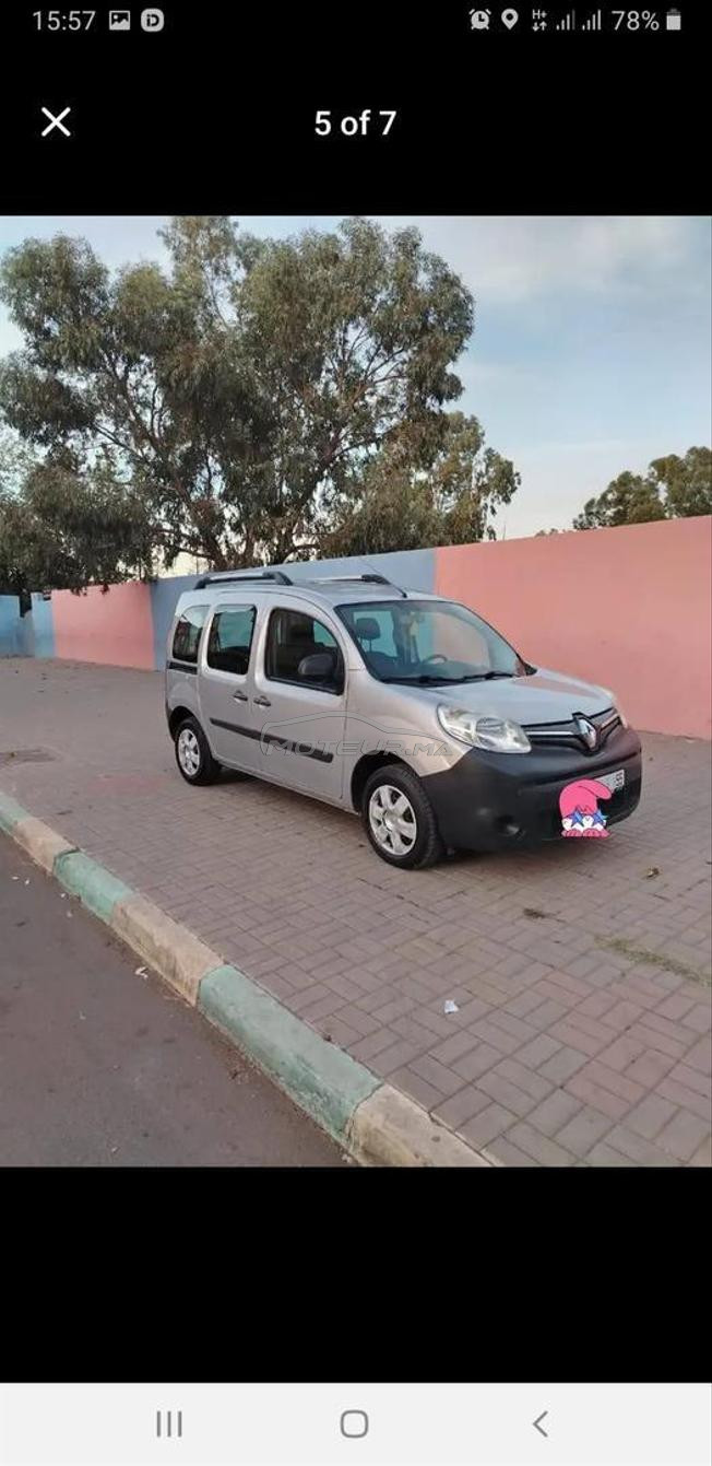 سيارة عائلية وفي نفس الوقت للعمل  200 000 km