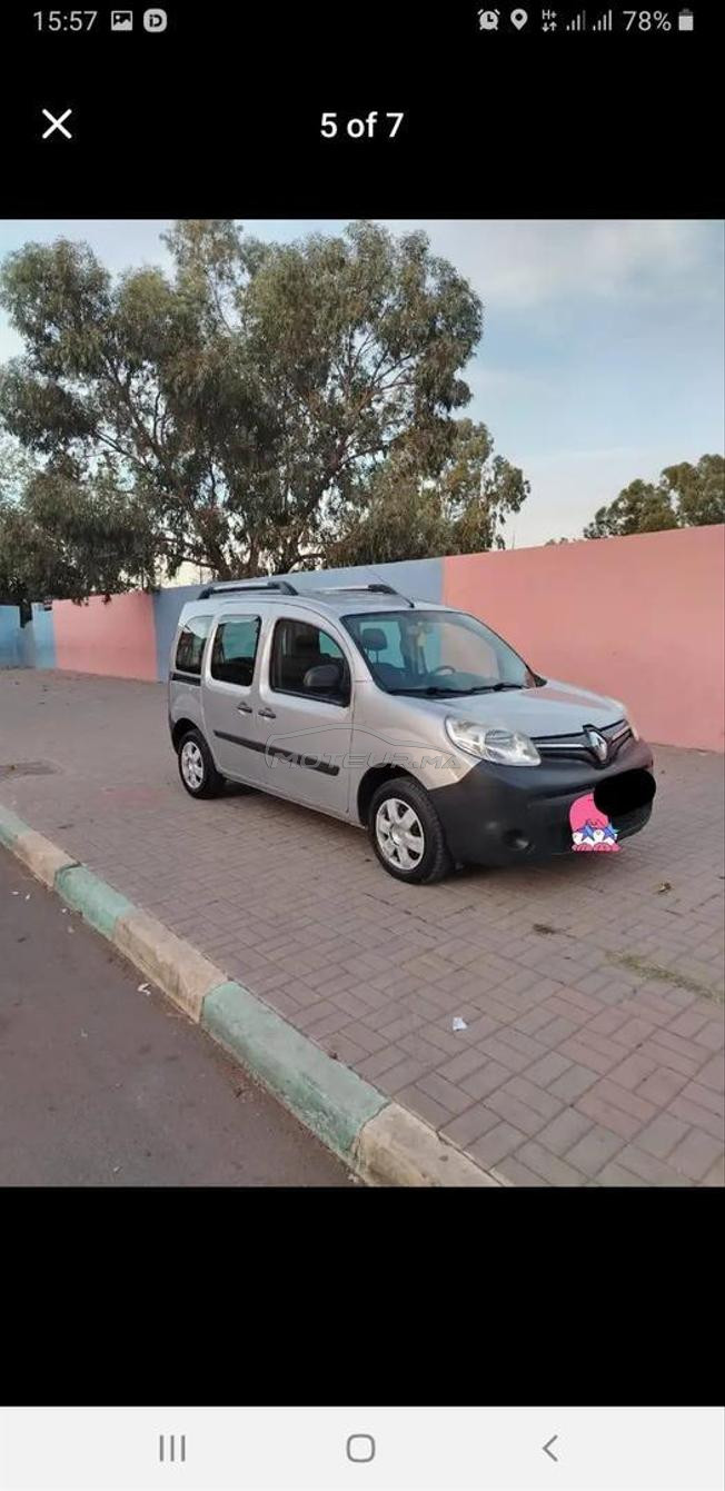 سيارة عائلية وفي نفس الوقت للعمل  200 000 km